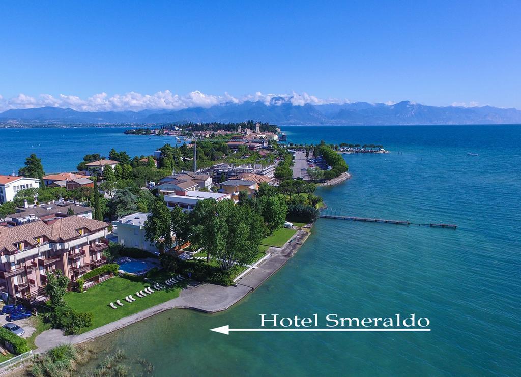 Hotel Smeraldo Сирмионе Экстерьер фото